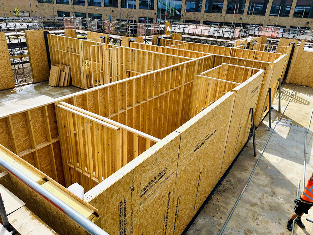 SIP vs Pre-Insulated Timber Frame 1