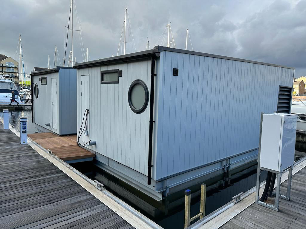 Floating Hotel Pods 2 Floating Hotel Pods